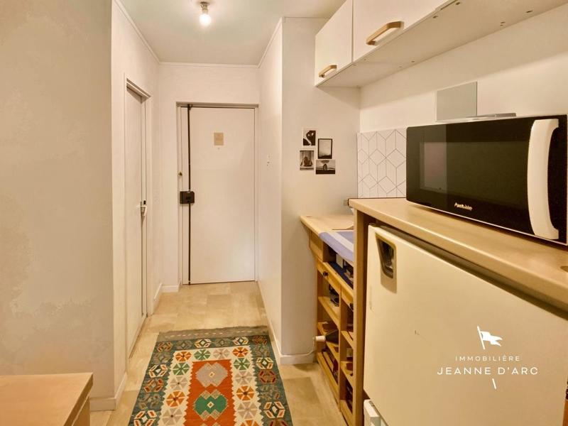 Studio - 24 m² - 2 pièces