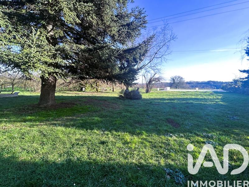 Maison - 273 m² - 8 pièces