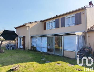 Maison - 150 m² - 8 pièces