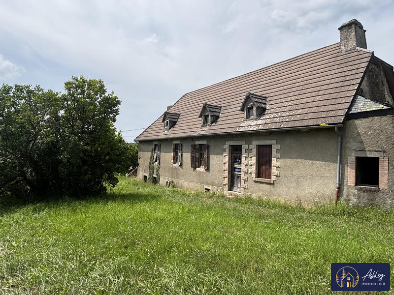 Maison ancienne - 96 m² - 6 pièces