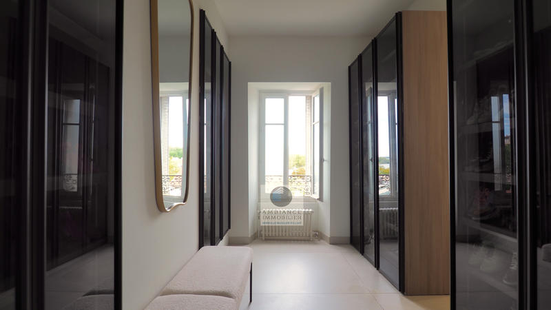 Appartement - 371 m² - 11 pièces