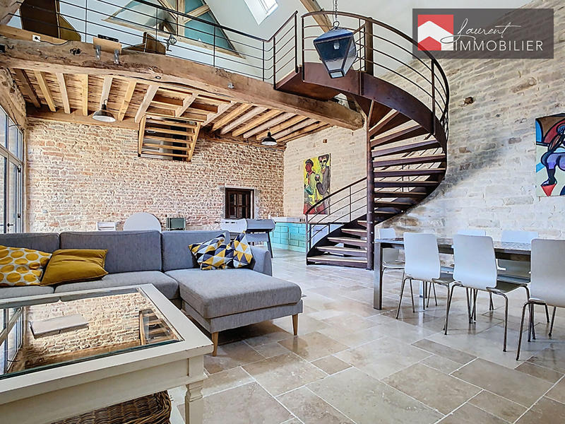 Maison - 199 m² - 5 pièces