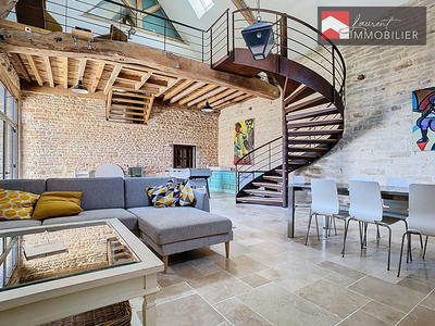 Maison - 199 m² - 5 pièces