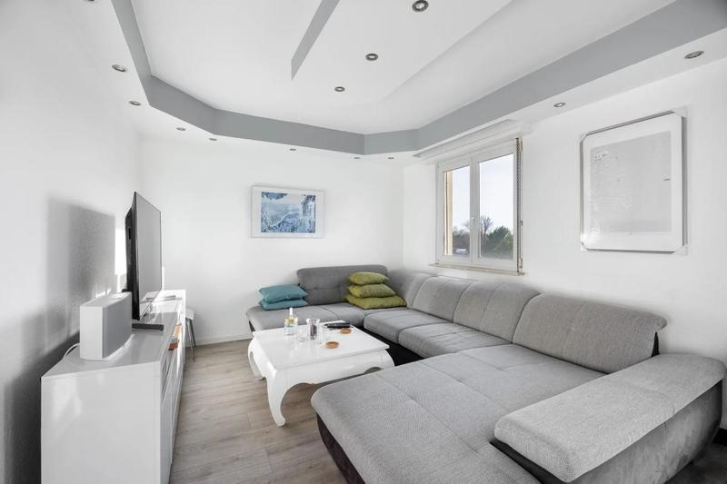 Appartement - 85 m² - 4 pièces