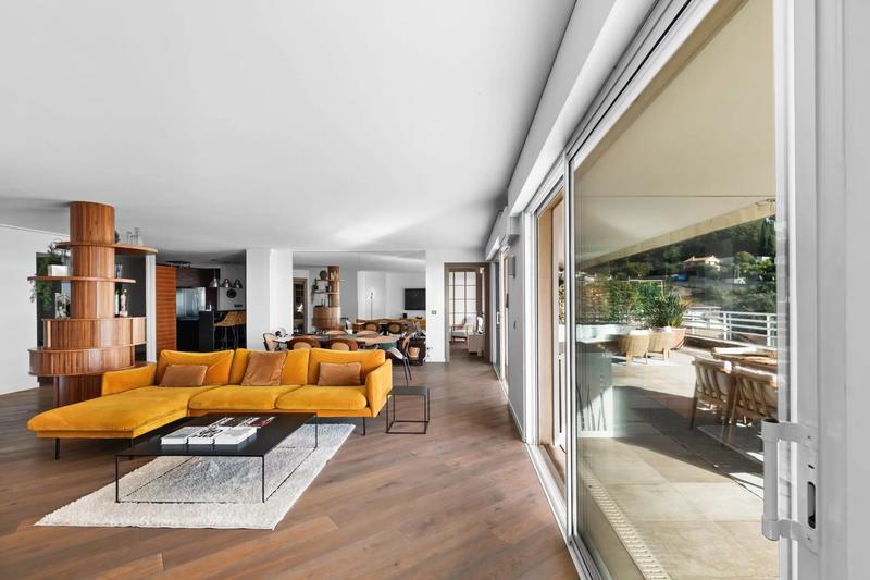 Appartement - 156 m² - 5 pièces