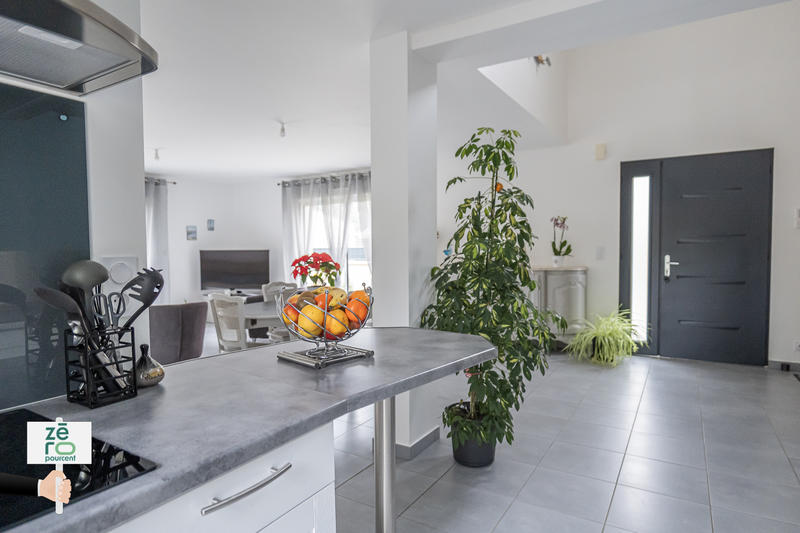 Maison - 101 m² - 3 pièces