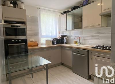 Appartement - 90 m² - 5 pièces