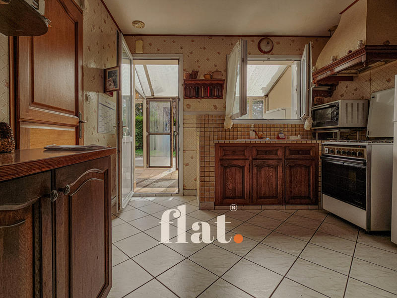 Maison - 90 m² - 4 pièces