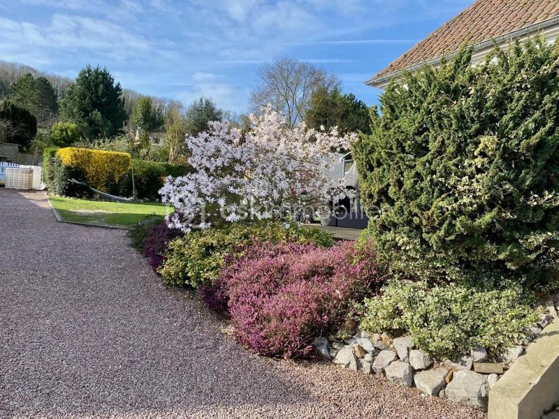 Pavillon - 100 m² - 5 pièces