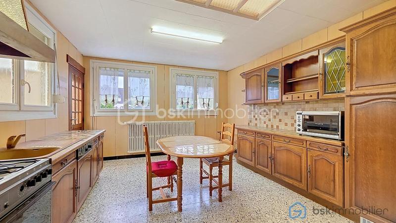 Maison traditionnelle - 100 m² - 6 pièces