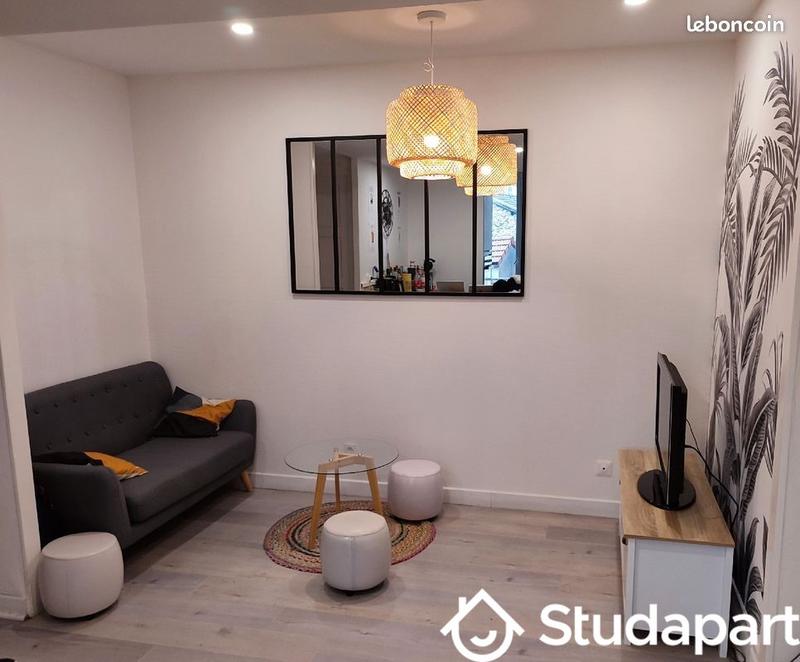 Chambre - 11 m² - 1 pièce