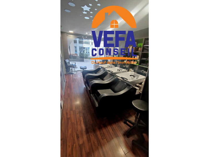 Fonds de commerce - Local commercial - 160 m²