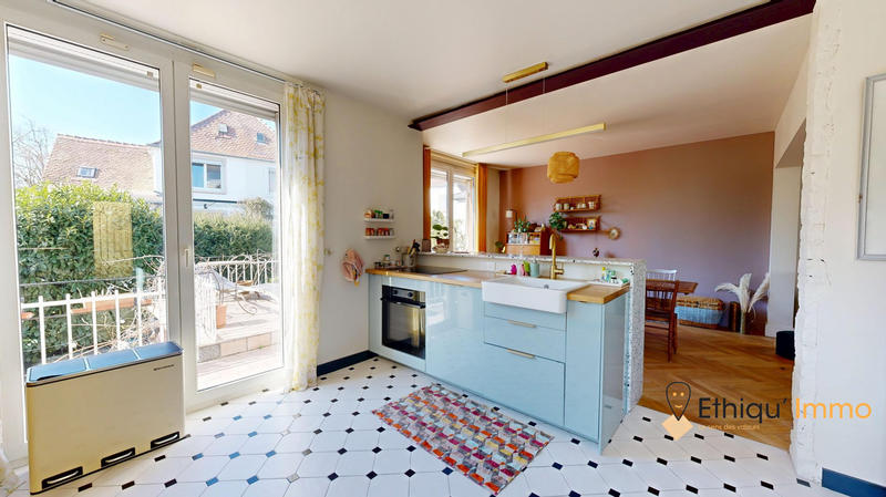 Maison - 136 m² - 5 pièces