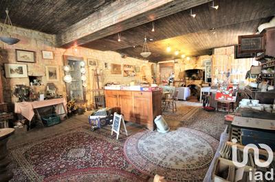 Maison de village - 227 m² - 6 pièces