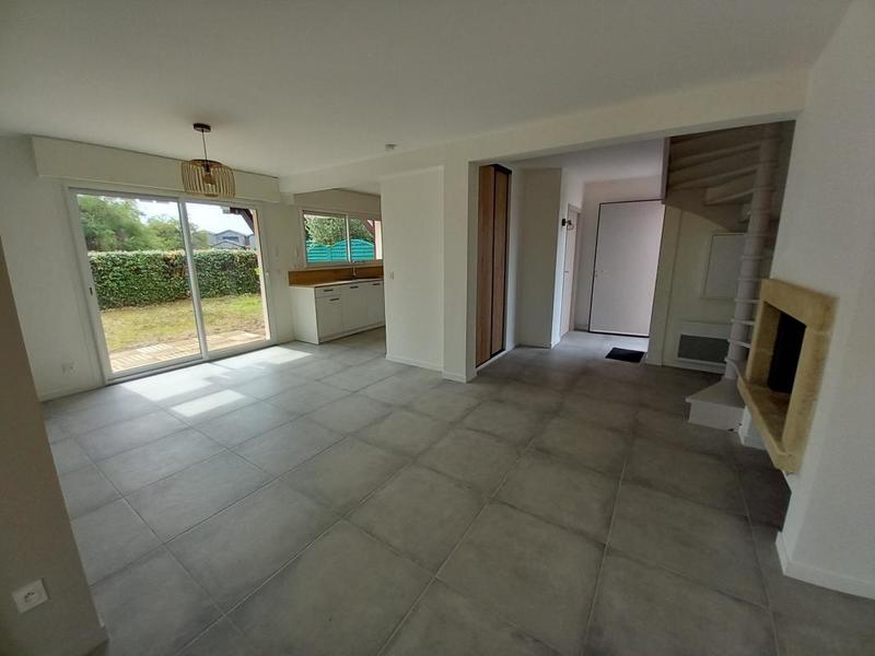 Maison - 76 m² - 5 pièces