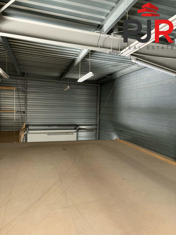 Local d'activités - 350 m²