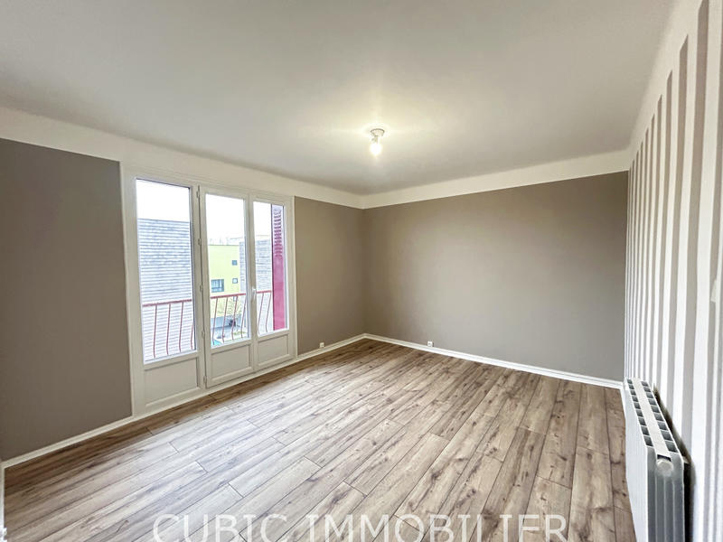 Appartement - 65 m² - 4 pièces