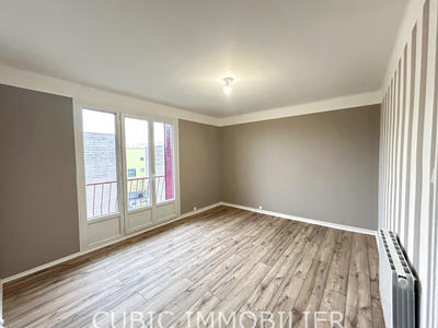 Appartement - 65 m² - 4 pièces