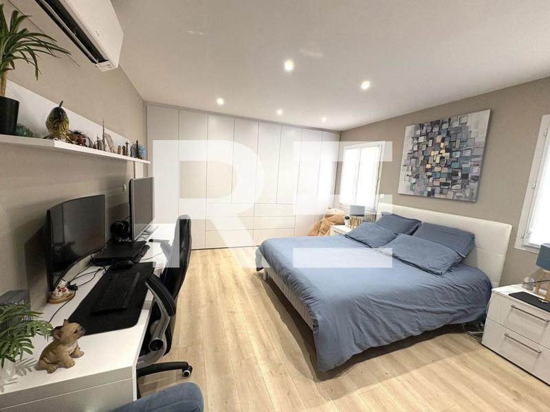 Villa - 165 m² - 6 pièces