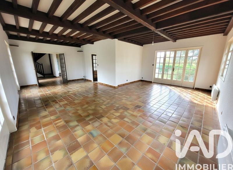 Maison - 250 m² - 9 pièces