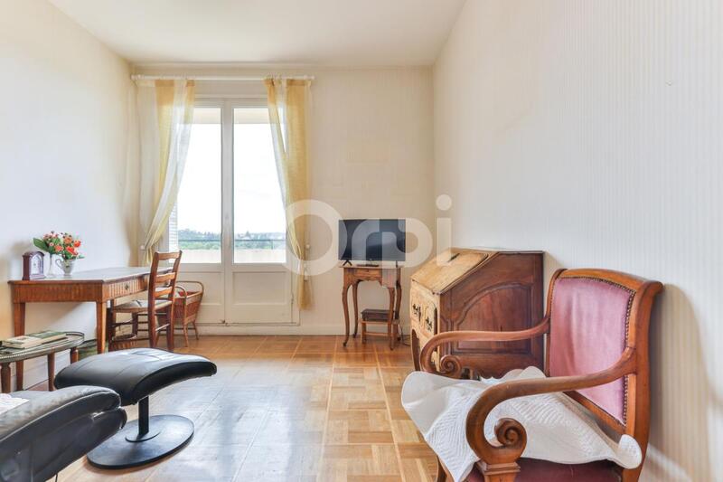 Appartement - 153 m² - 6 pièces