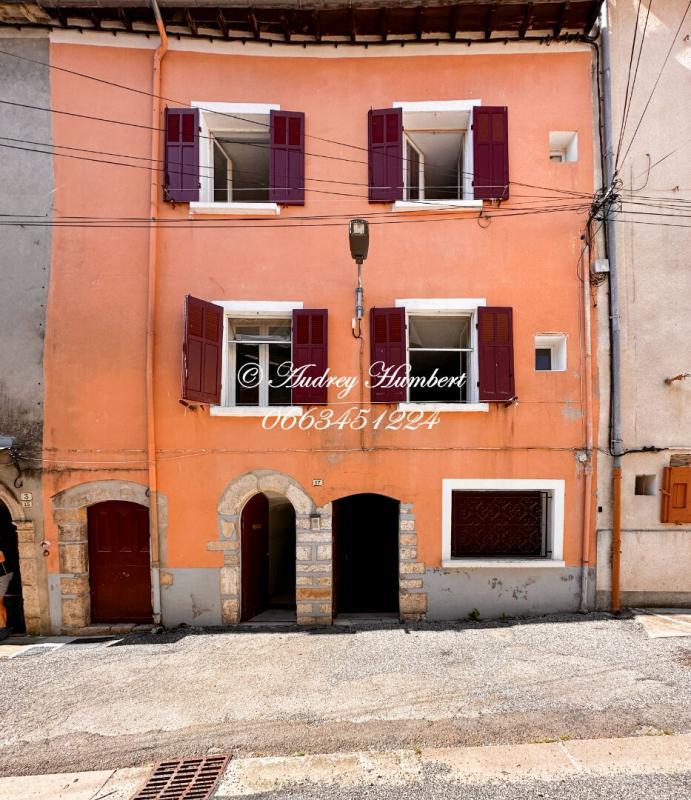 Maison - 98 m² - 4 pièces