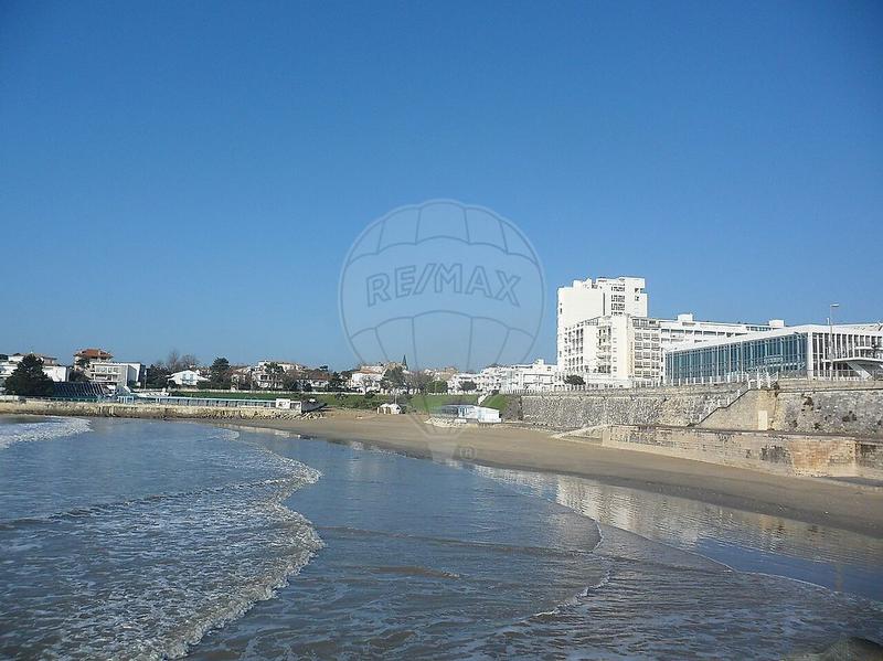 Appartement - 403 m² - 20 pièces