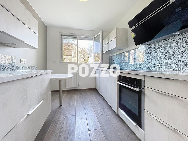 Appartement - 84 m² - 4 pièces