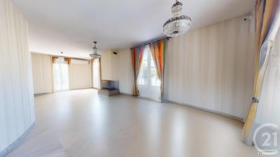 Maison - 138 m² - 6 pièces