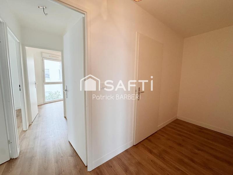 Appartement - 85 m² - 5 pièces