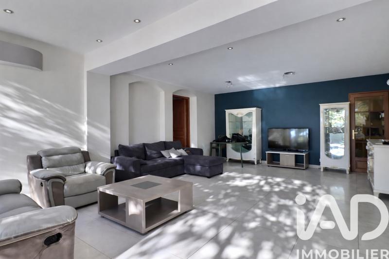 Bastide - 310 m² - 9 pièces