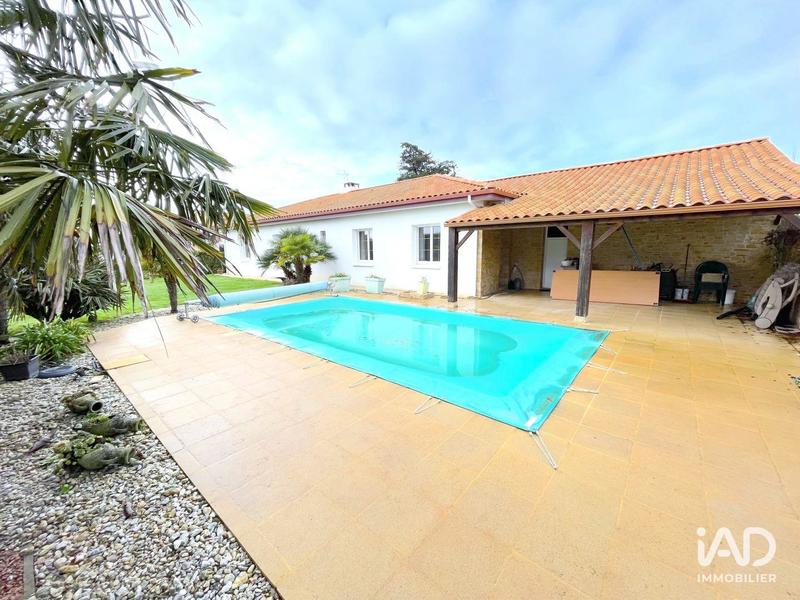 Maison - 199 m² - 5 pièces