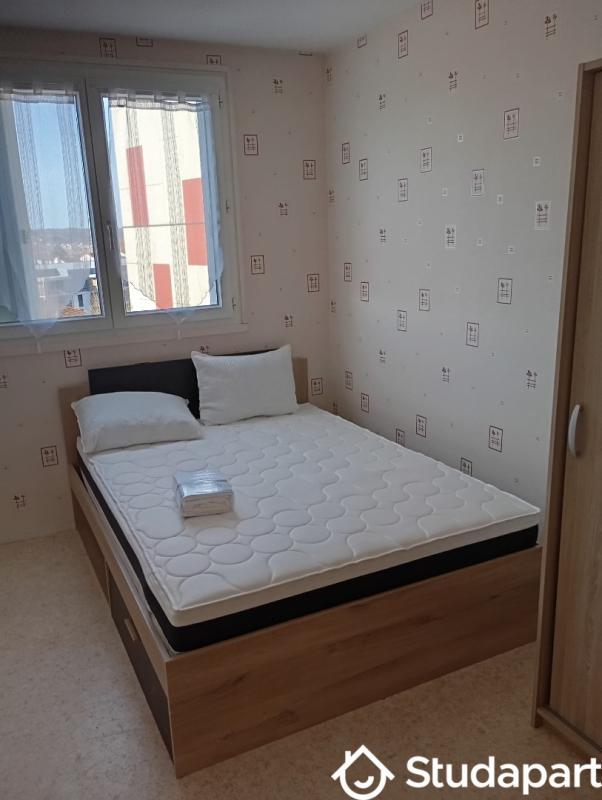 Chambre - 11 m² - 1 pièce