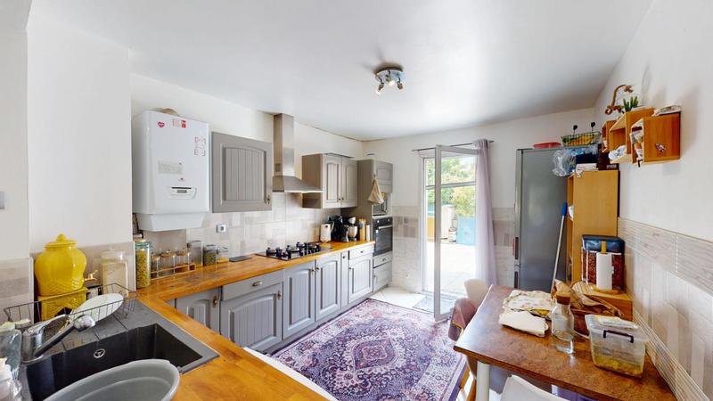 Maison - 121 m² - 4 pièces