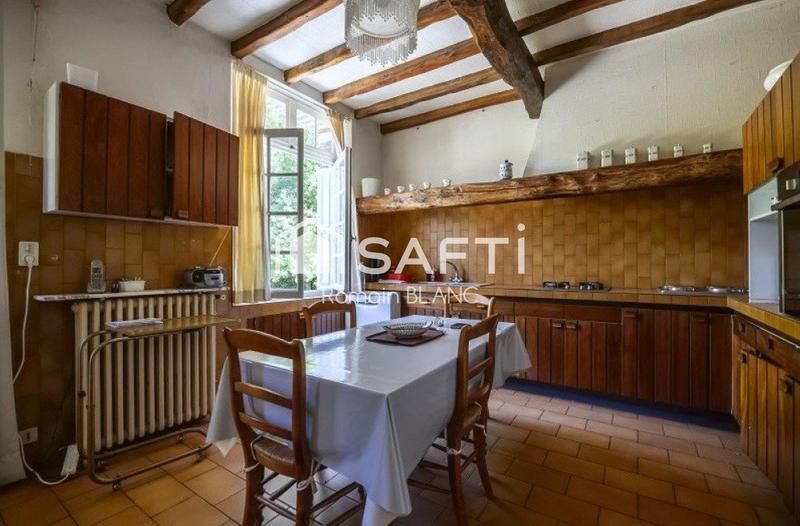 Maison de maîtres - 273 m² - 6 pièces