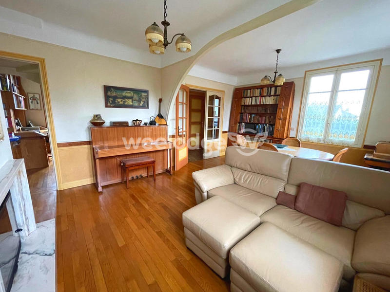 Maison ancienne - 139 m² - 8 pièces