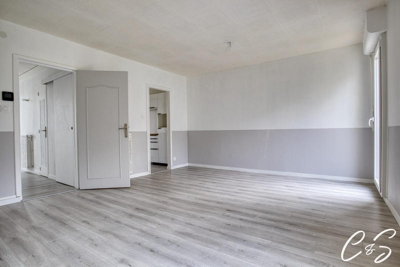 Maison - 84 m² - 4 pièces