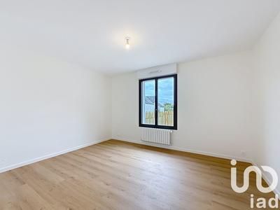 Maison - 166 m² - 8 pièces