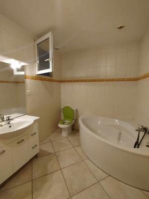 Appartement - 84 m² - 3 pièces