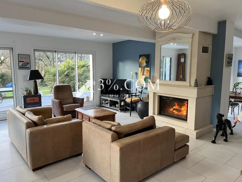 Maison - 194 m² - 6 pièces