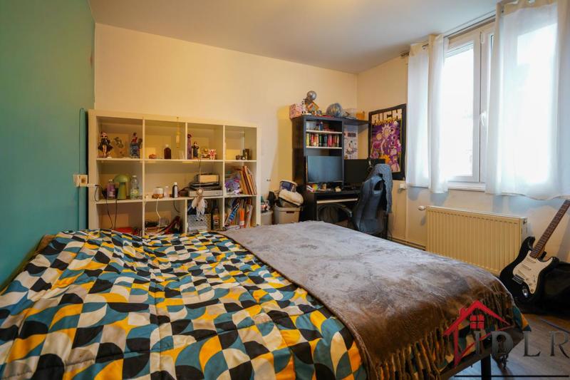 Appartement - 96 m² - 4 pièces