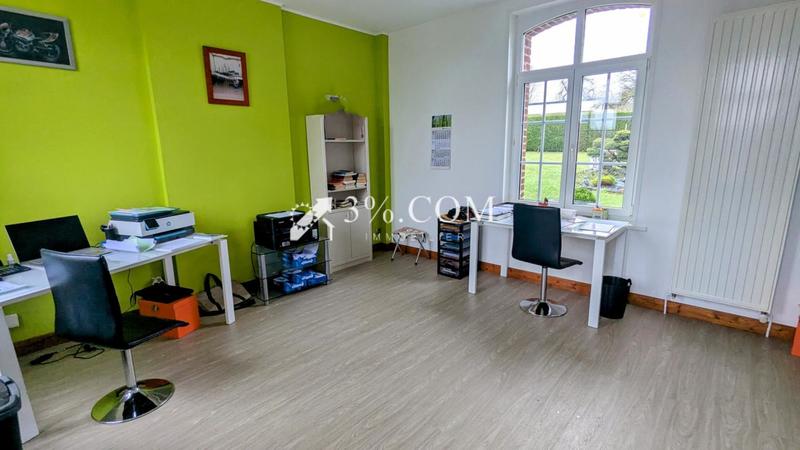 Propriété - 230 m² - 7 pièces