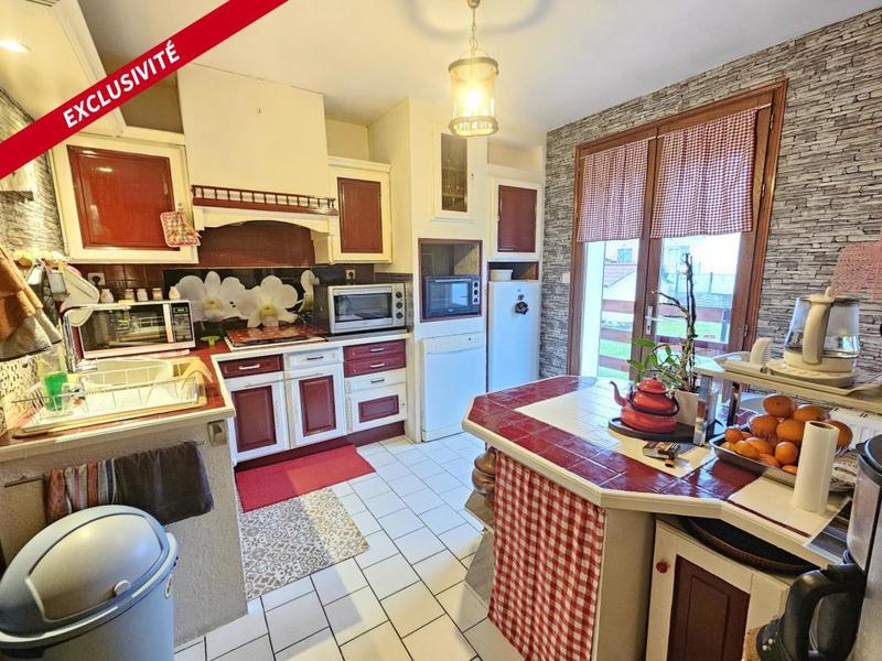 Maison - 95 m² - 5 pièces