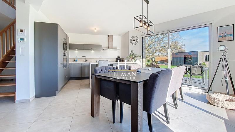 Maison - 130 m² - 4 pièces