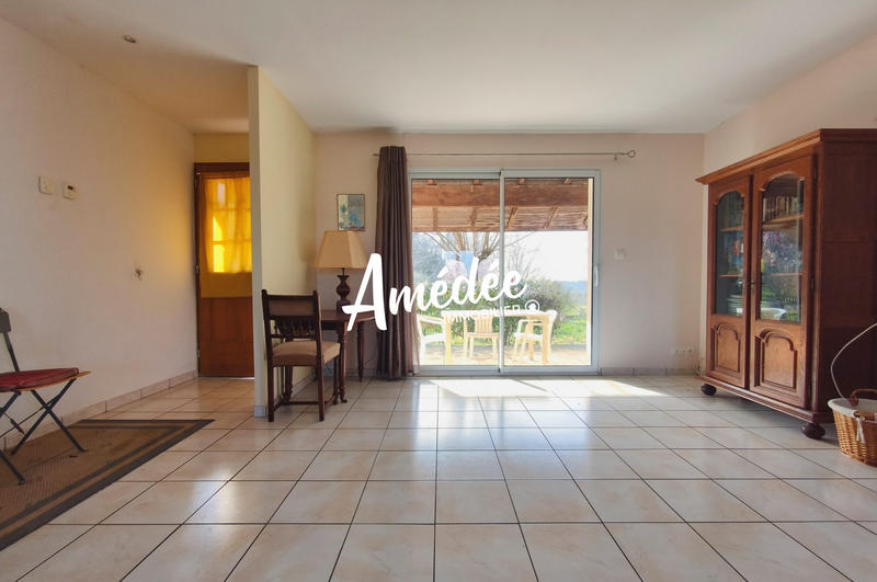 Maison - 93 m² - 4 pièces