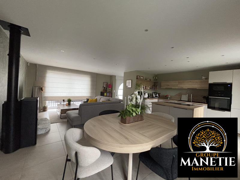 Maison - 95 m² - 3 pièces