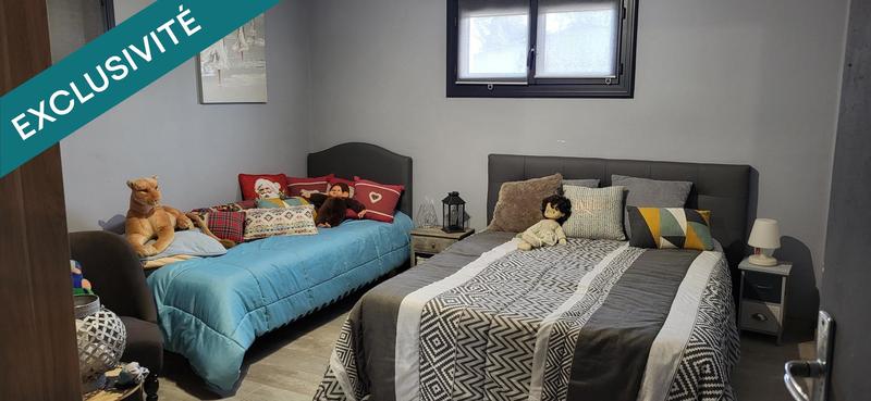 Maison - 230 m² - 10 pièces