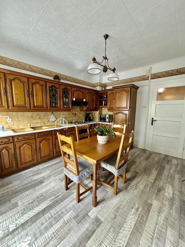 Maison de ville - 168 m² - 7 pièces