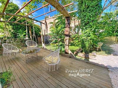 Maison en pierre - 343 m² - 9 pièces