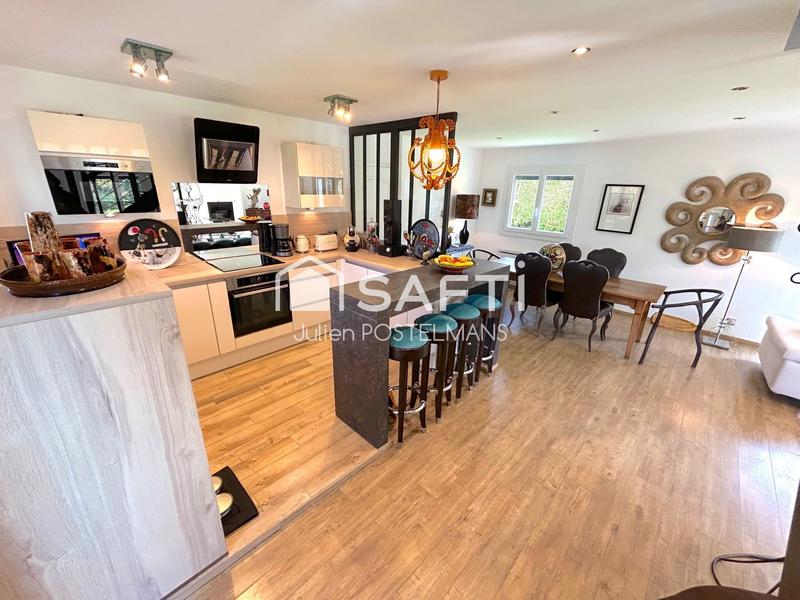 Maison - 92 m² - 5 pièces